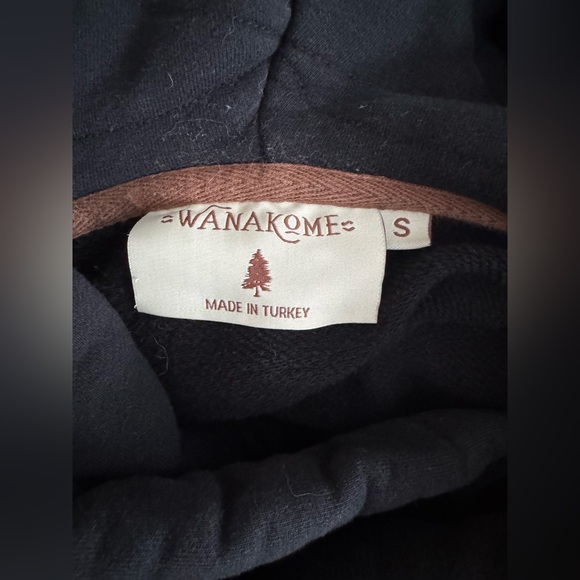 Wanakome Athena Black Hoodie - Picture 7 of 7